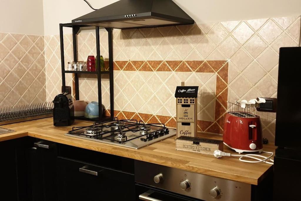 Beautiful Apartament On The Outskirts Of Rome Barbara Casa Vacanza Roma Portuense Buitenkant foto