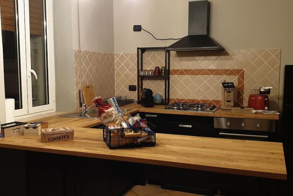 Beautiful Apartament On The Outskirts Of Rome Barbara Casa Vacanza Roma Portuense Buitenkant foto