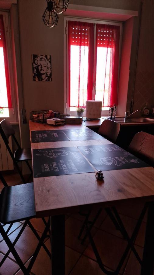 Beautiful Apartament On The Outskirts Of Rome Barbara Casa Vacanza Roma Portuense Buitenkant foto